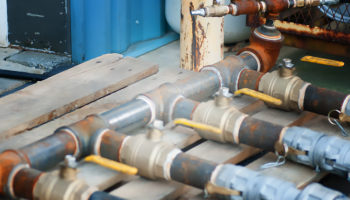 Hydrostatic hose testing up to 50,000 PSI with four hoses simultaneously done in-house at R/WConnection in Landisville, PA